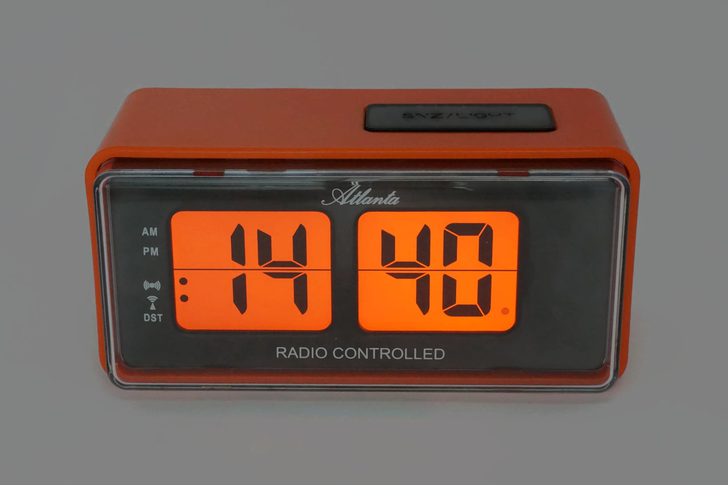 Atlanta LCD Funkwecker im Retro-Design, Snooze, Licht, Lautlos - 1881/12 - R & S Electronic GmbH